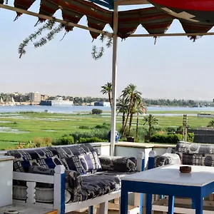 Rebecca , Luxor Egipto
