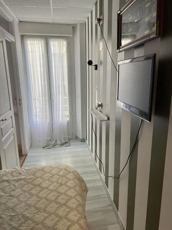 Residence Sainte Therese - La Villa Selva Lourdes Apartamento